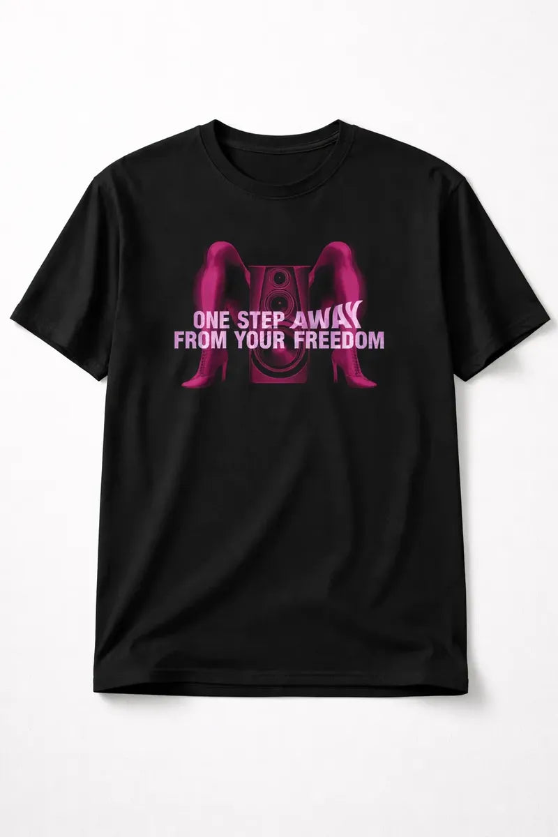 Playera One Step Away — Inspirada En Madonna