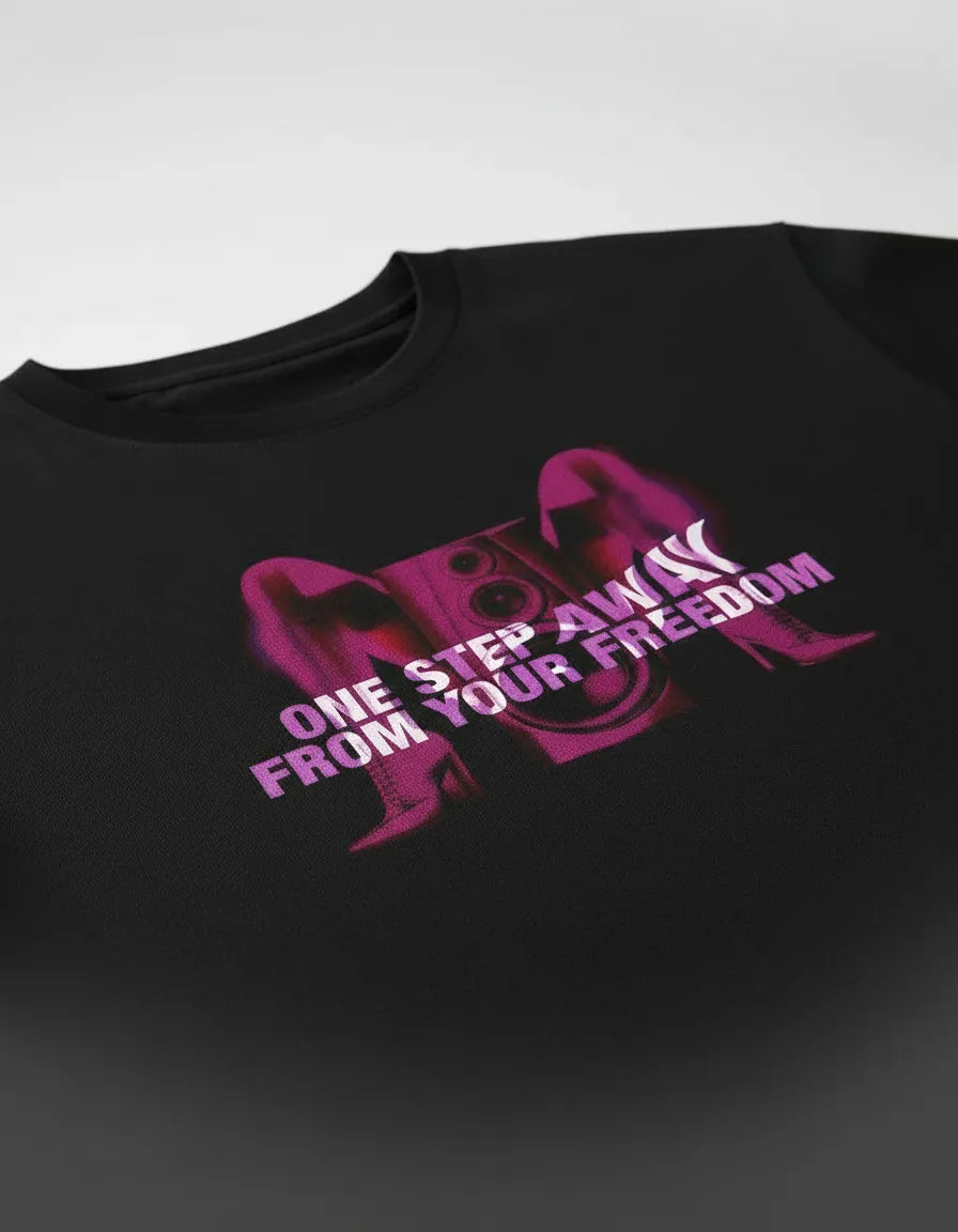 Playera One Step Away — Inspirada En Madonna